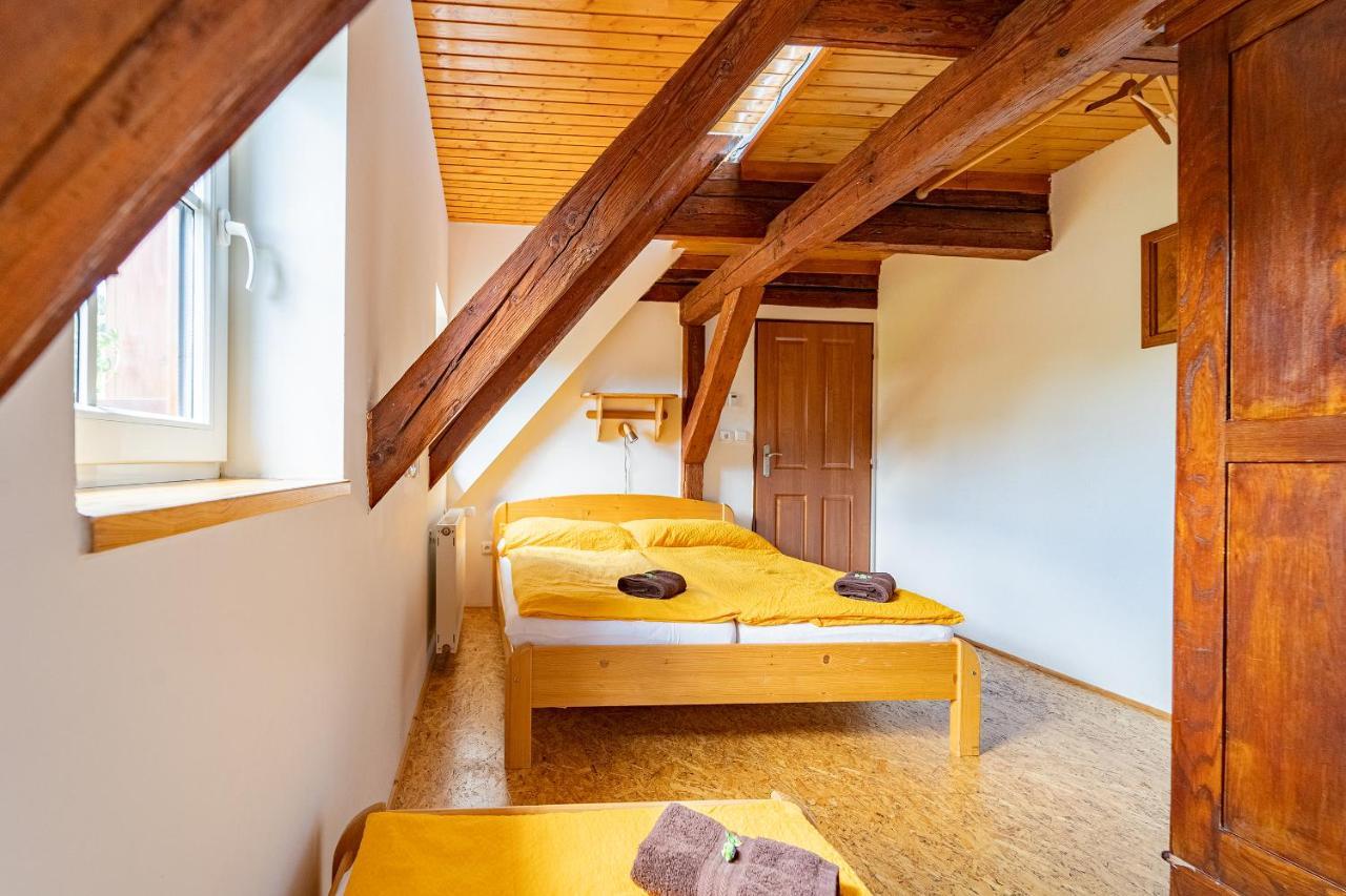 Family Apartments V Zatisi Dolni Morava Exterior photo